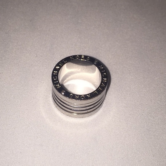 michael kors barrel ring silver